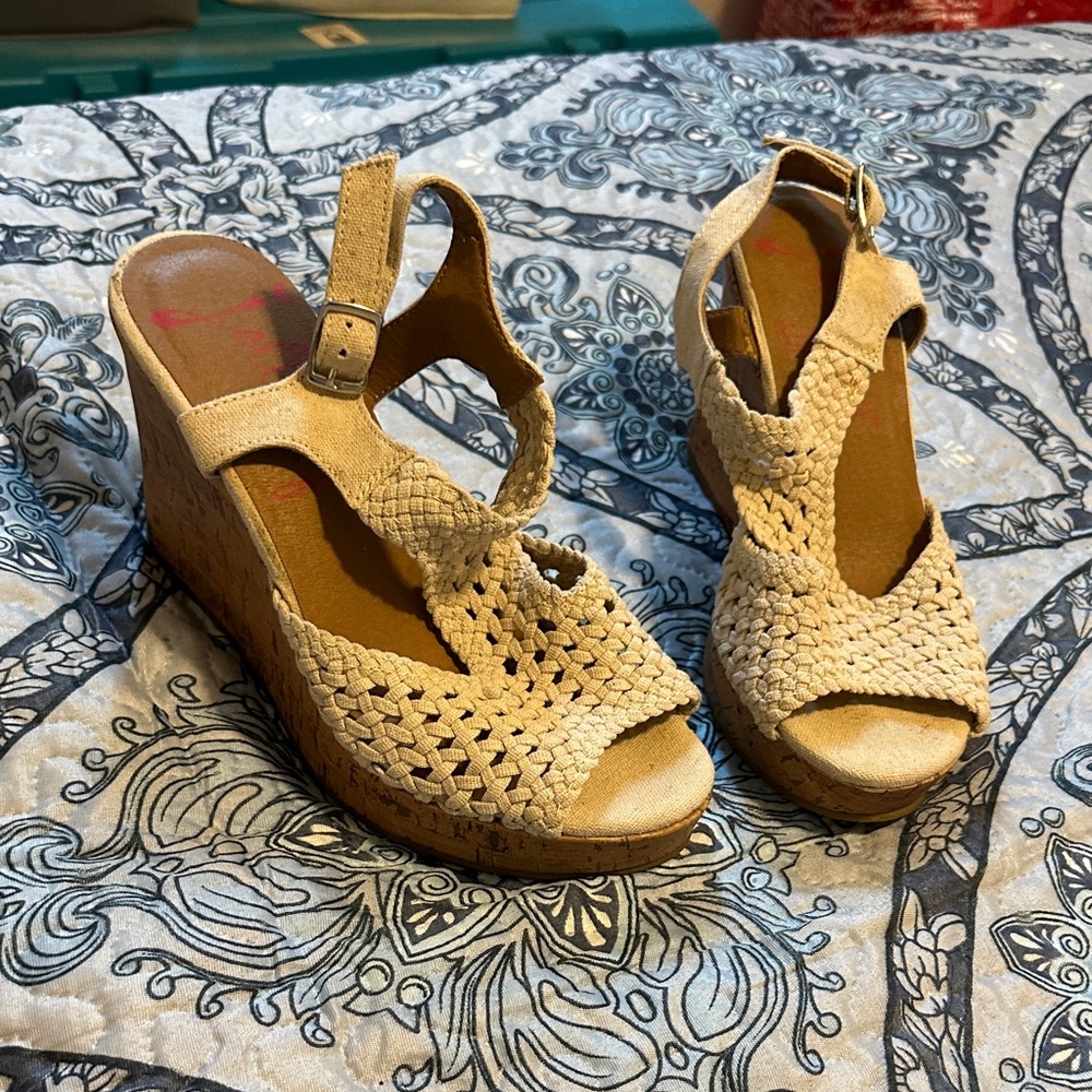 Jelly pop Women's Woven Wedge Sandals